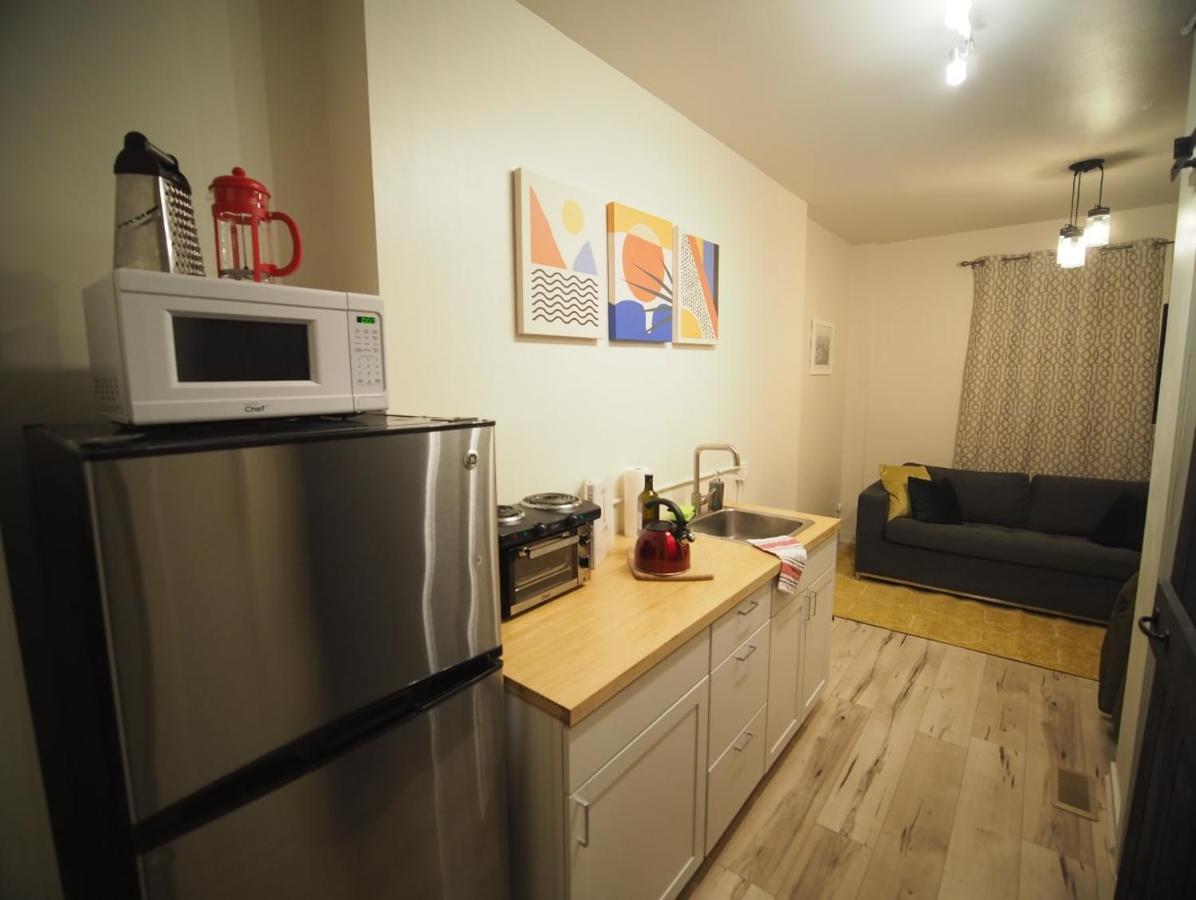 Cozy 1 Bedroom Centrally Located Гамильтон Экстерьер фото
